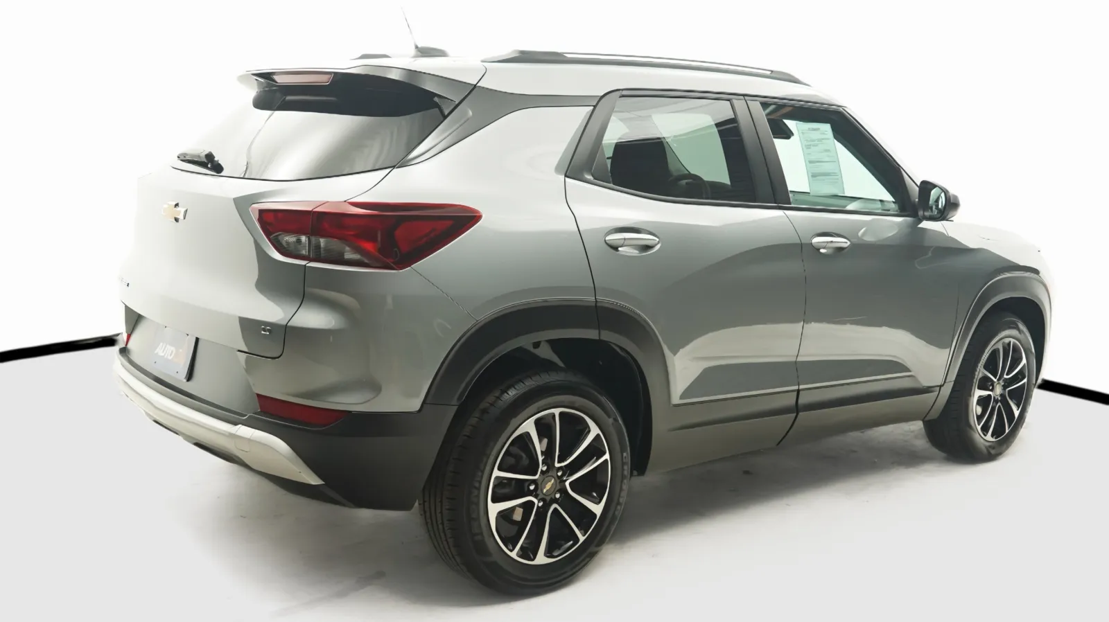 More photos of 2024 Chevrolet TrailBlazer LT at Auto City, CA