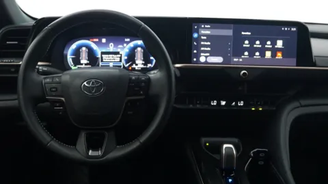 More photos of 2024 Toyota Crown XLE at Auto City, CA