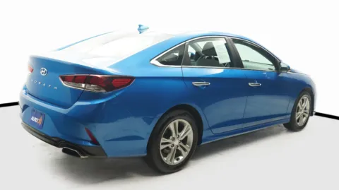 More photos of 2018 Hyundai Sonata Limited at Auto City, CA