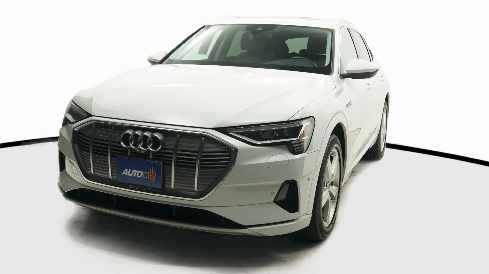 White 2019 Audi e-tron Premium Plus for sale in El Cajon, CA
