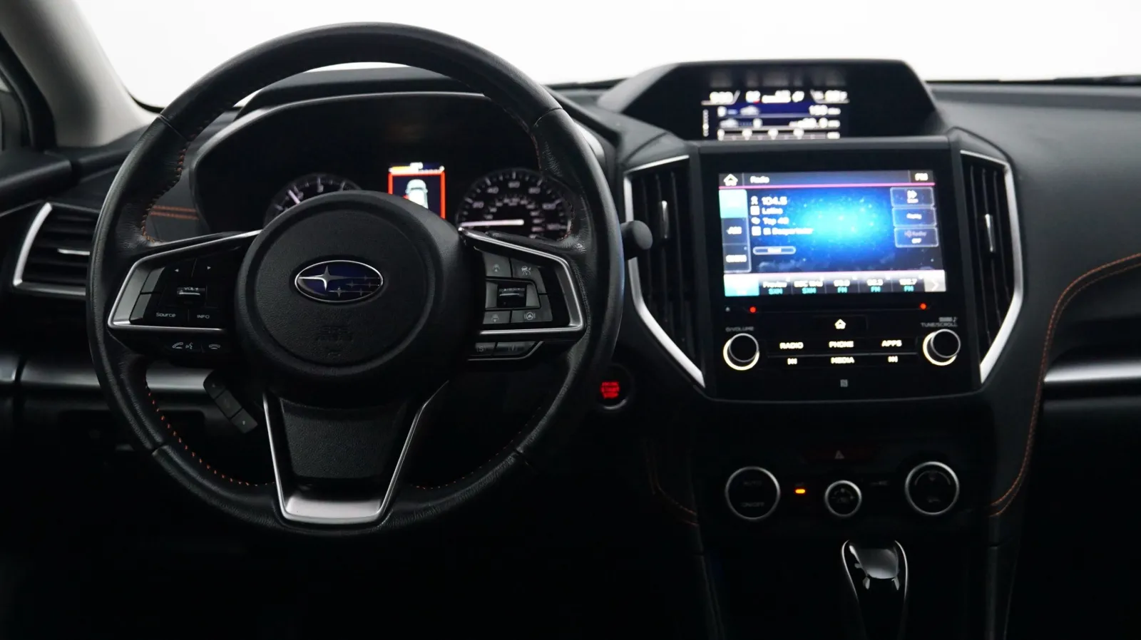 More photos of 2022 Subaru CROSSTREK Limited at Auto City, CA