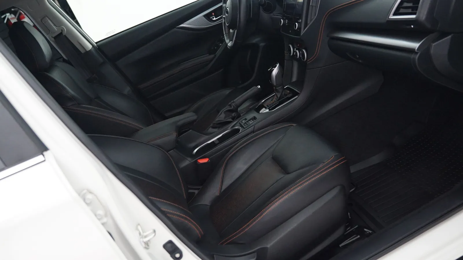 Subaru Crosstrek photo 6