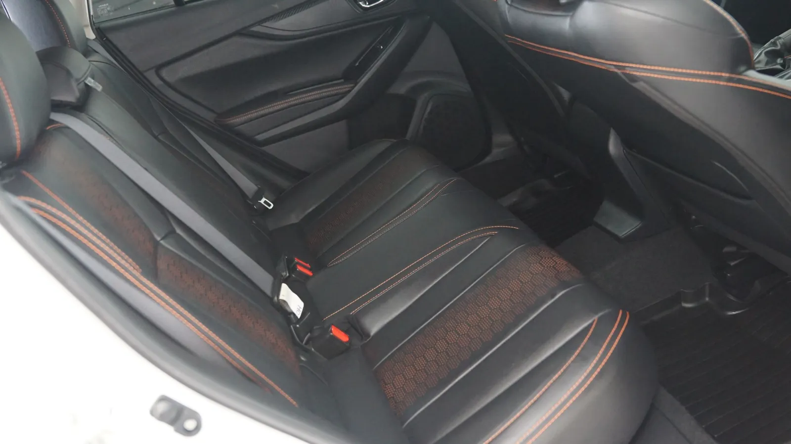 Subaru Crosstrek photo 10