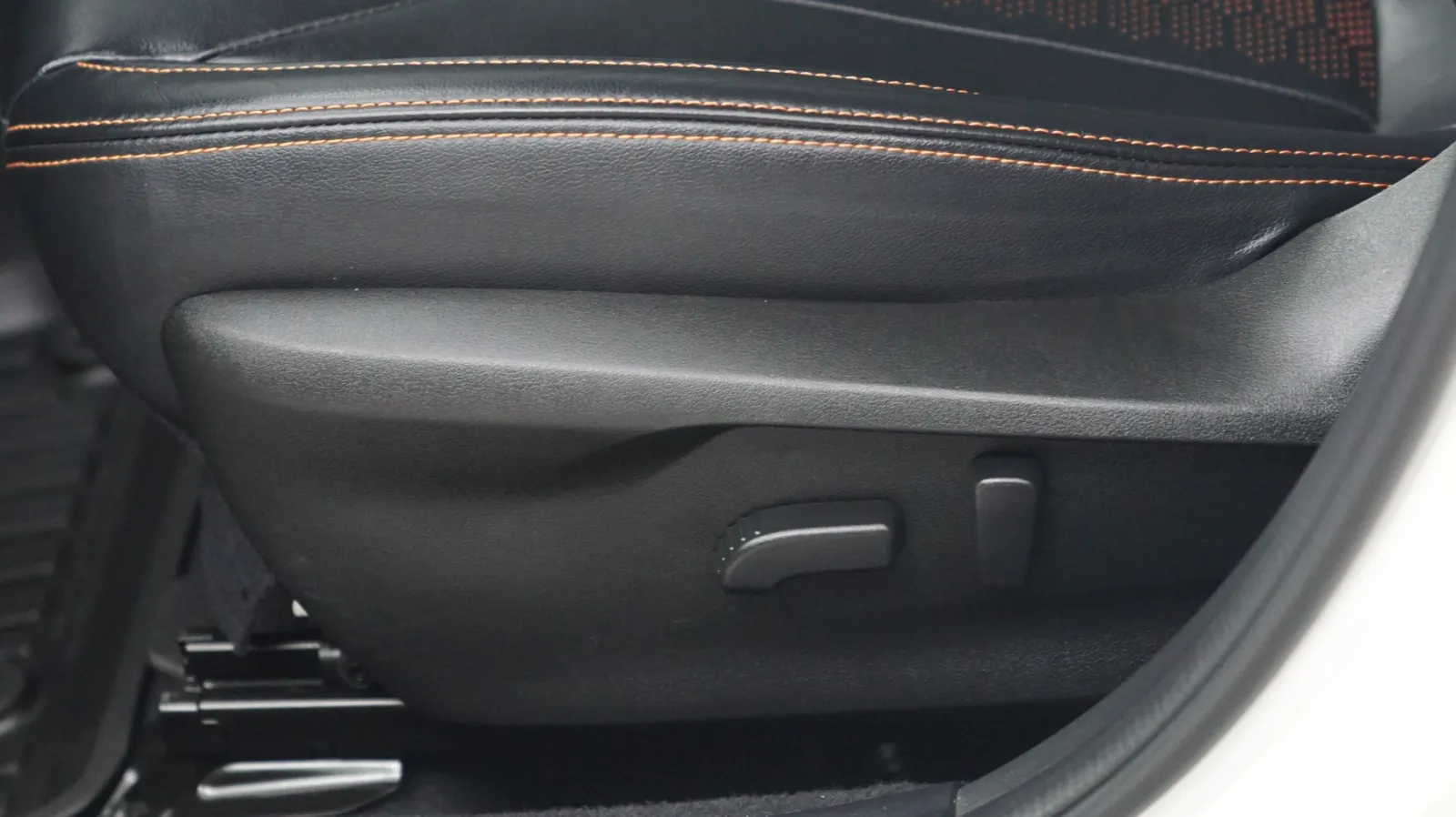 Subaru Crosstrek photo 12