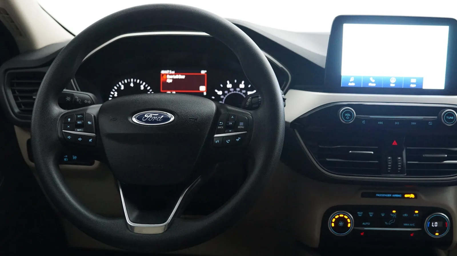 More photos of 2020 Ford Escape SE at Auto City, CA