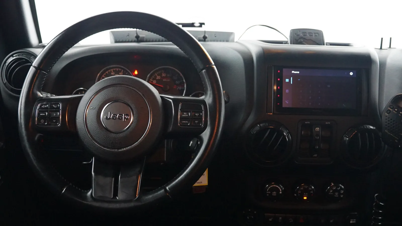 More photos of 2017 Jeep Wrangler Unlimited Rubicon Recon at Auto City, CA