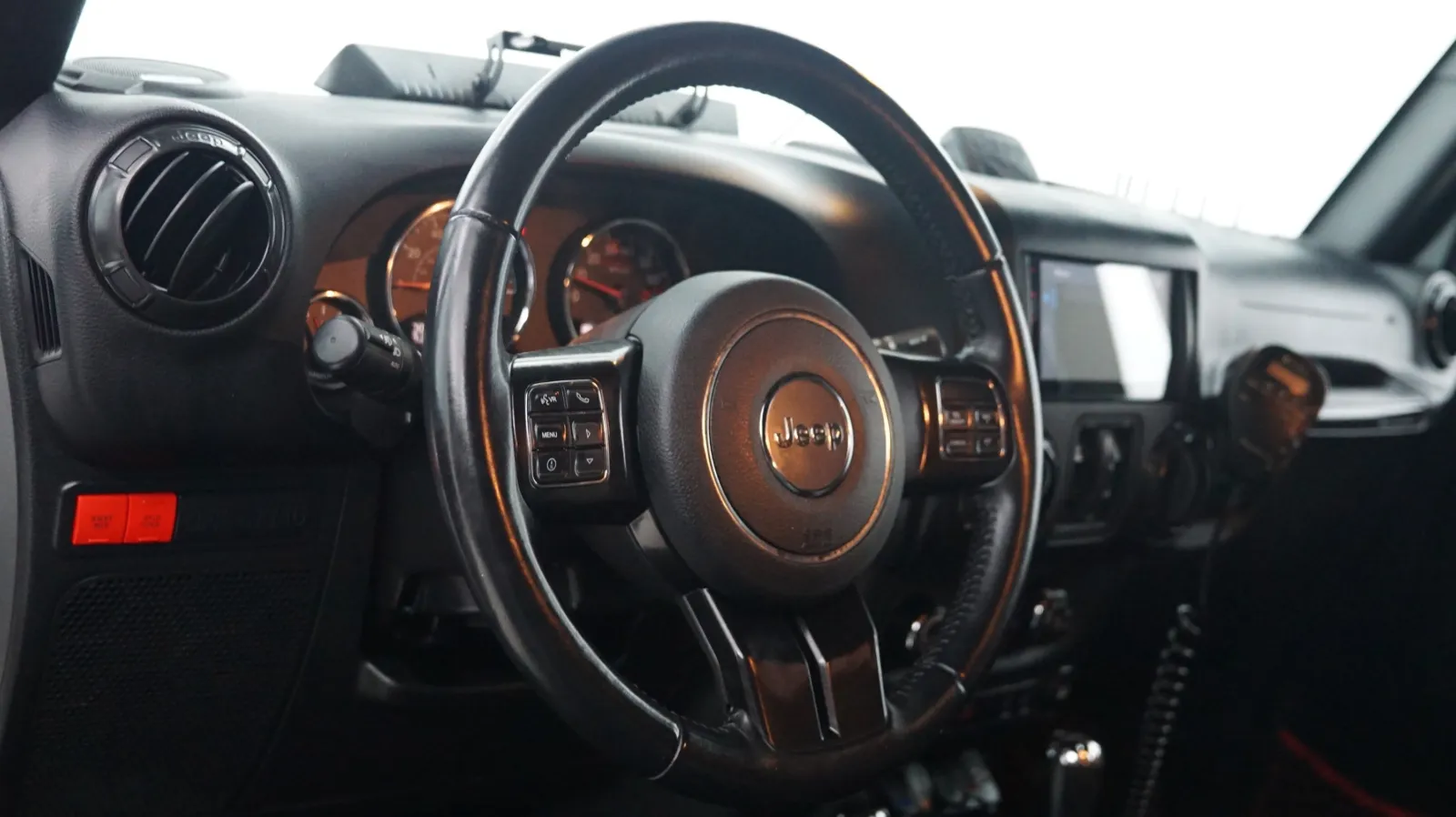 Jeep Wrangler photo 15