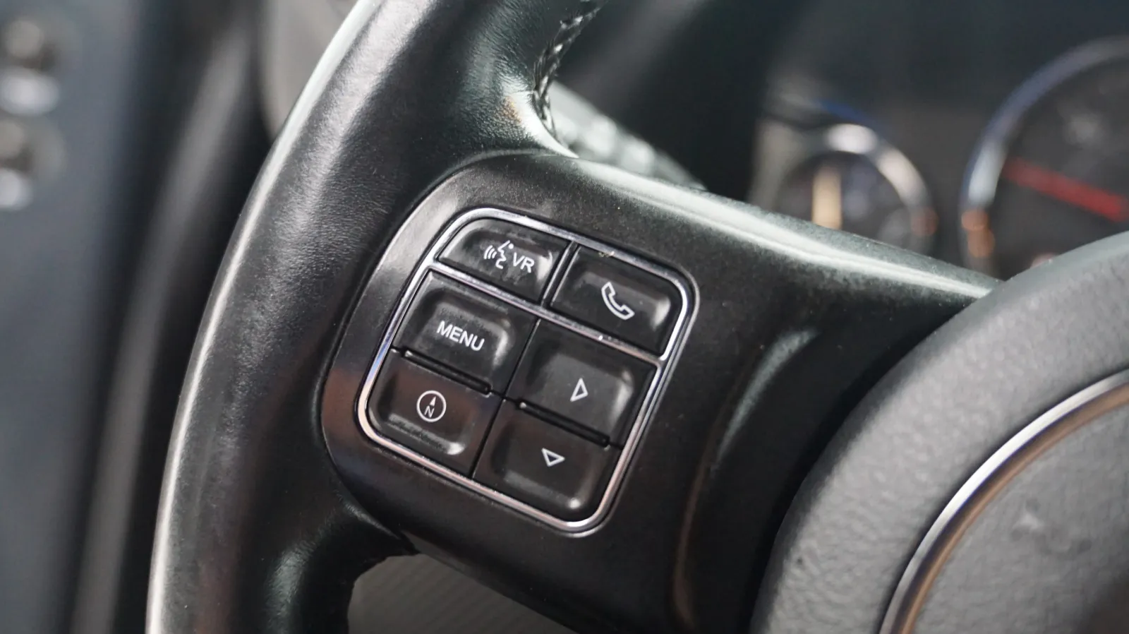 Jeep Wrangler photo 16
