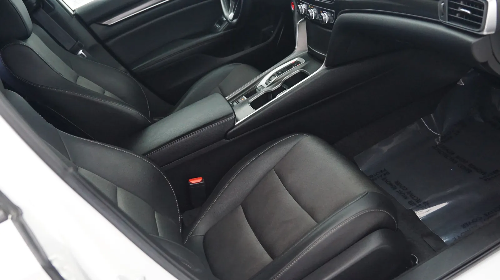 Honda Accord photo 6