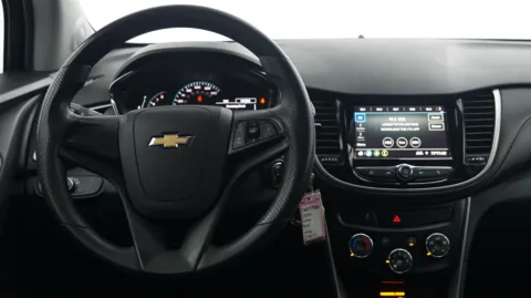 More photos of 2020 Chevrolet Trax LS at Auto City, CA