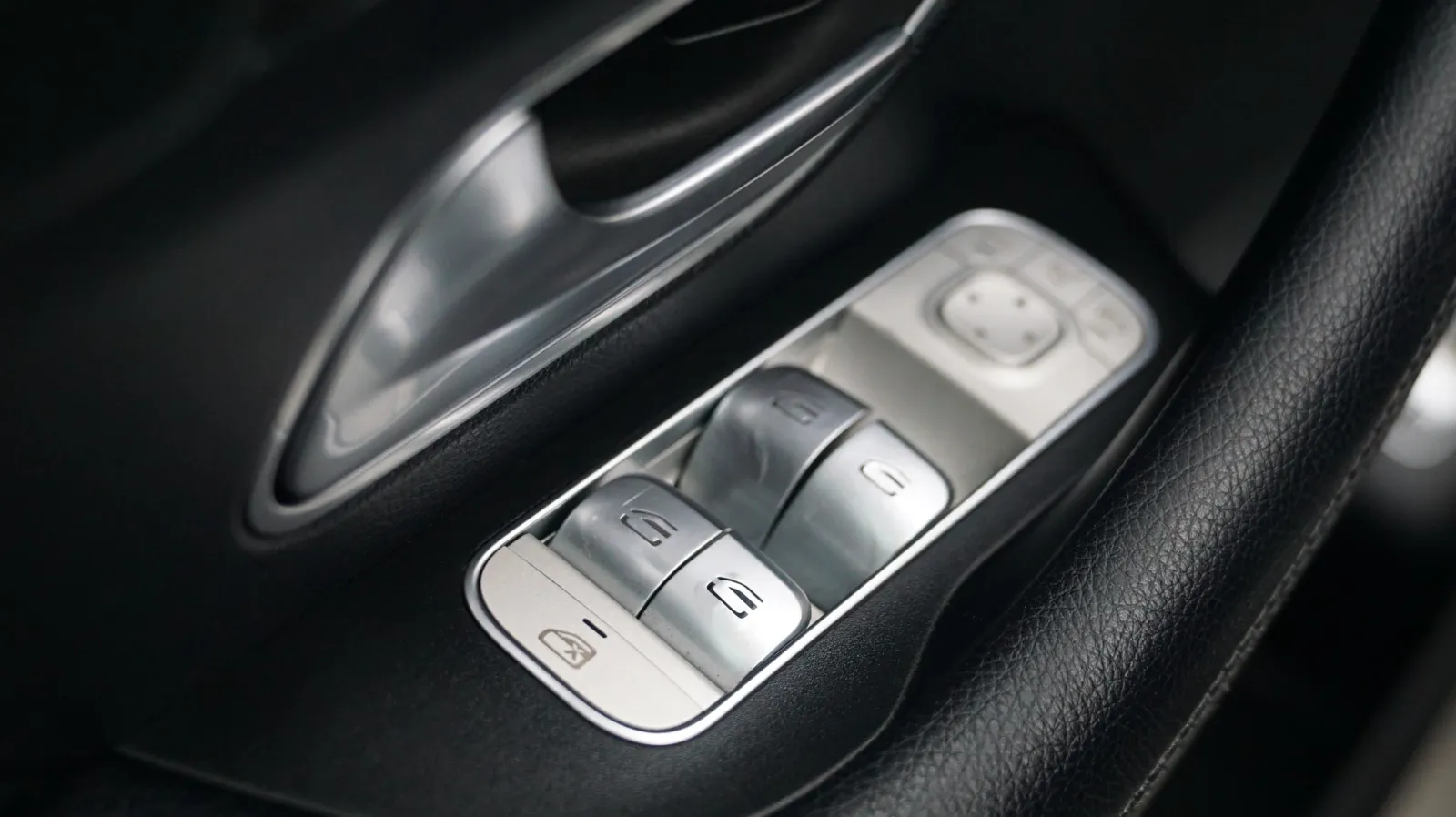 Mercedes-Benz GLE photo 15