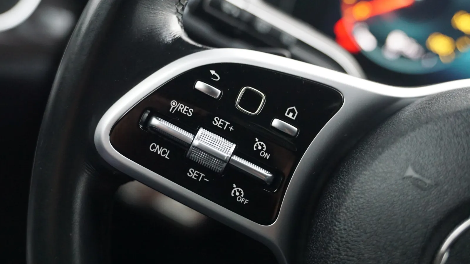 Mercedes-Benz GLE photo 18
