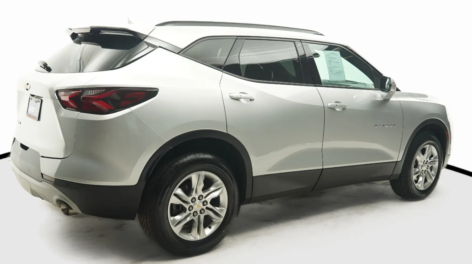 More photos of 2021 Chevrolet Blazer LT at Auto City, CA