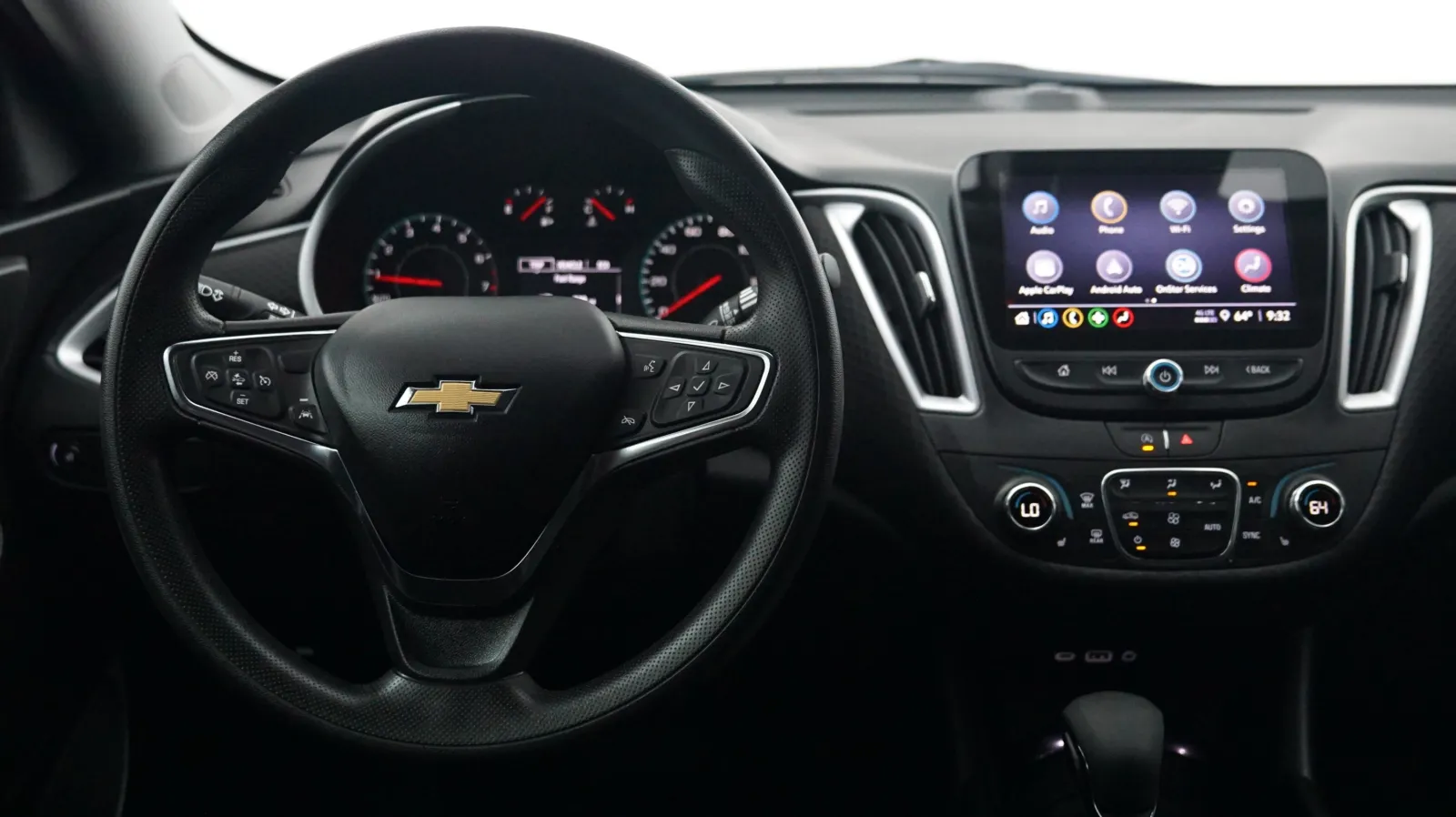 More photos of 2023 Chevrolet Malibu LT at Auto City, CA