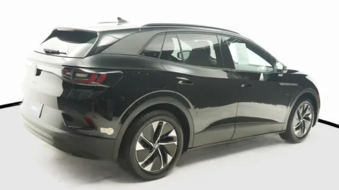 More photos of 2021 Volkswagen ID.4 Pro S at Auto City, CA