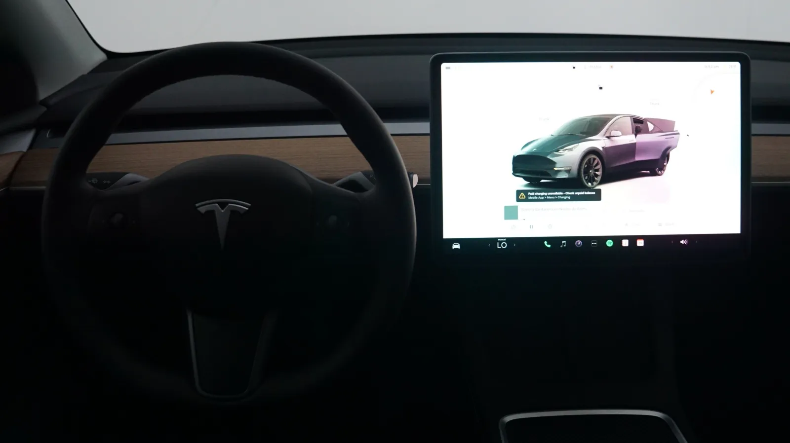 More photos of 2023 Tesla Model Y Long Range at Auto City, CA