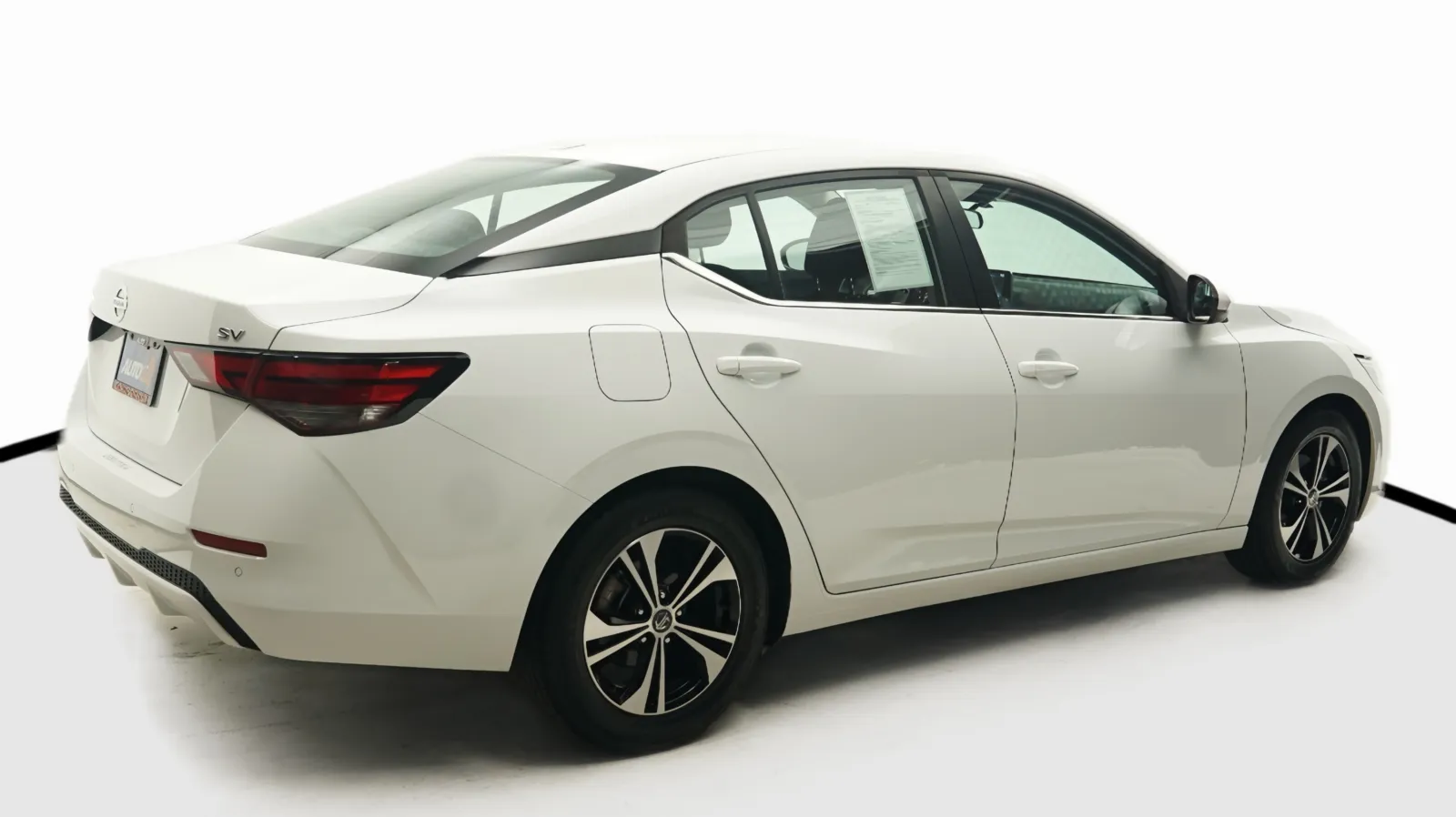 More photos of 2022 Nissan Sentra SV at Auto City, CA