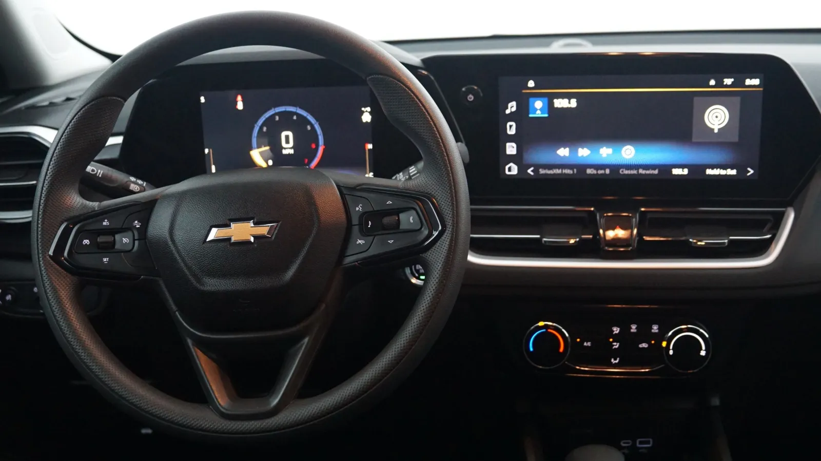 More photos of 2025 Chevrolet TrailBlazer LT at Auto City, CA