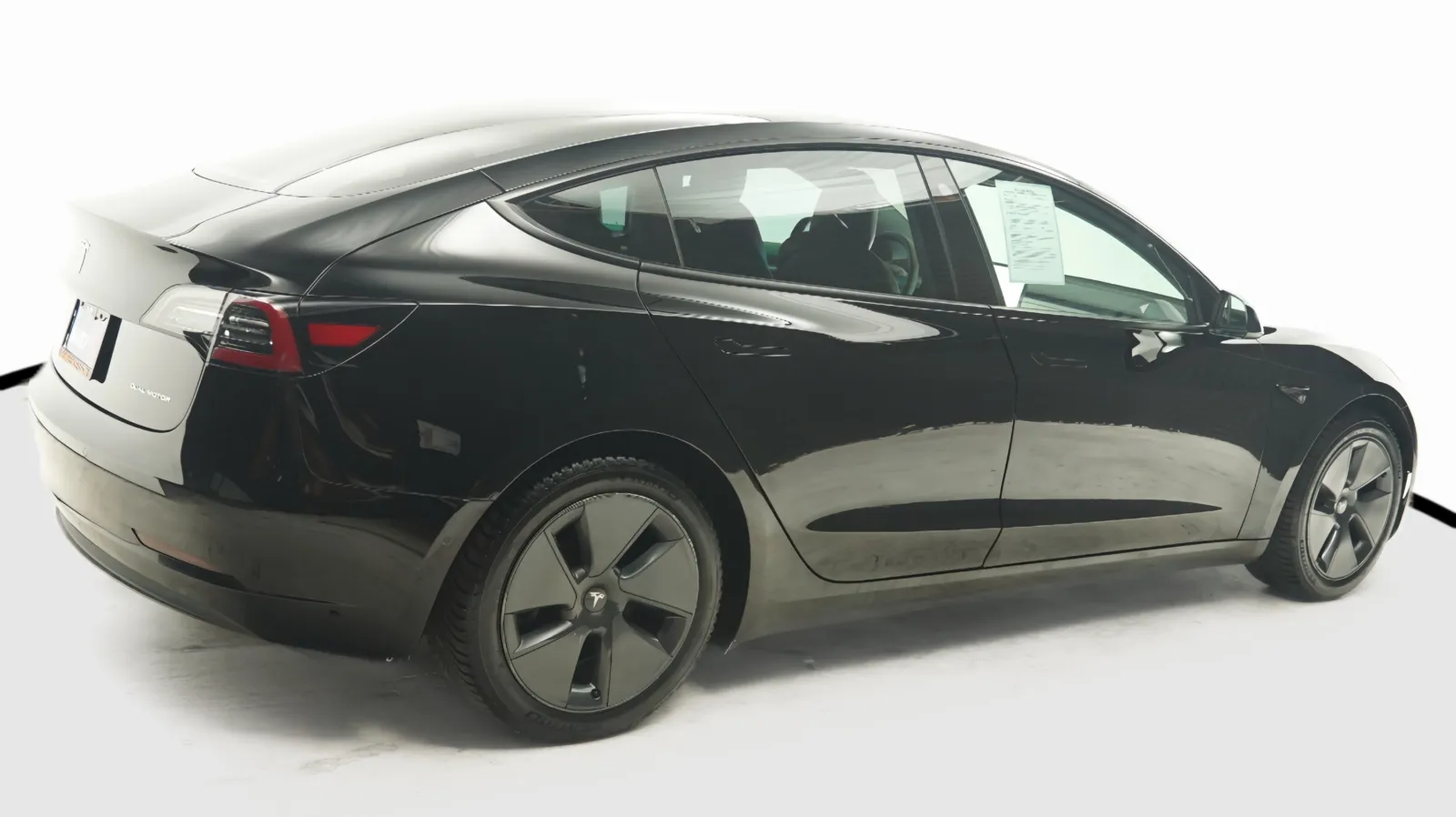 More photos of 2021 Tesla Model 3 Long Range at Auto City, CA