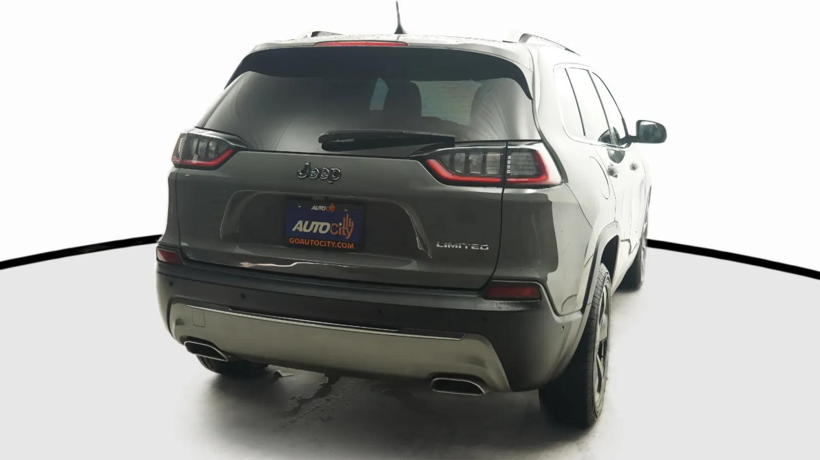 Jeep Cherokee photo 8