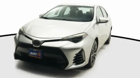 Silver 2017 Toyota Corolla SE for sale in El Cajon, CA