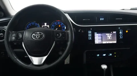 More photos of 2017 Toyota Corolla SE at Auto City, CA