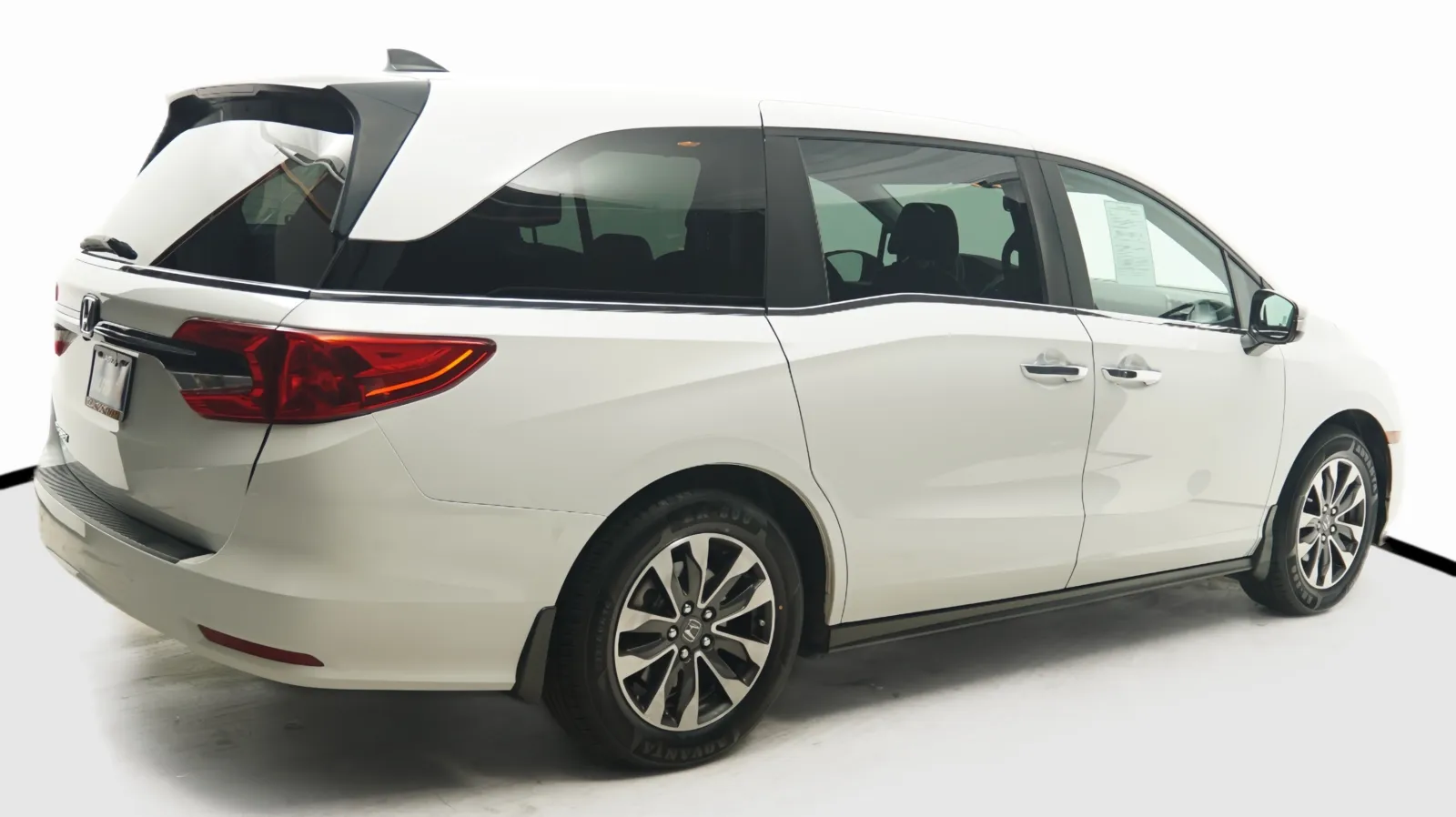 More photos of 2024 Honda Odyssey EX-L at Auto City, CA
