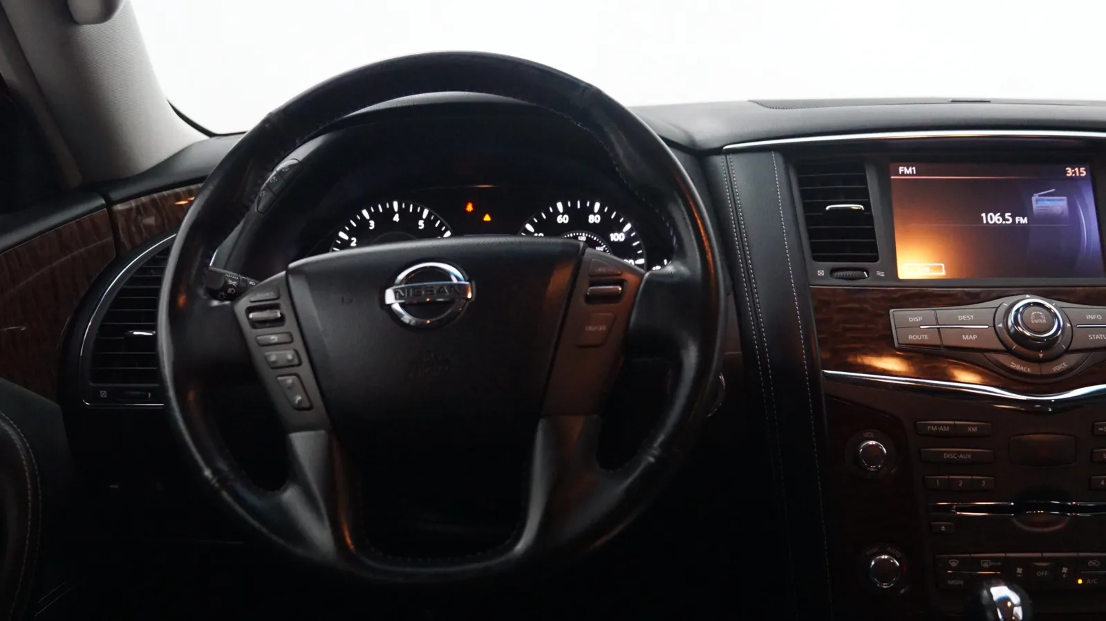 More photos of 2017 Nissan Armada SV at Auto City, CA