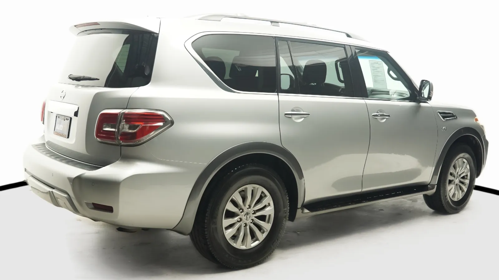More photos of 2017 Nissan Armada SV at Auto City, CA