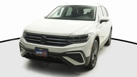White 2023 Volkswagen Tiguan SE for sale in El Cajon, CA