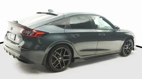 More photos of 2022 Honda Civic Hatchback Sport Touring at Auto City, CA