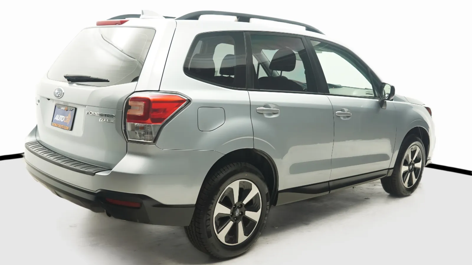 More photos of 2017 Subaru Forester 2.5i at Auto City, CA