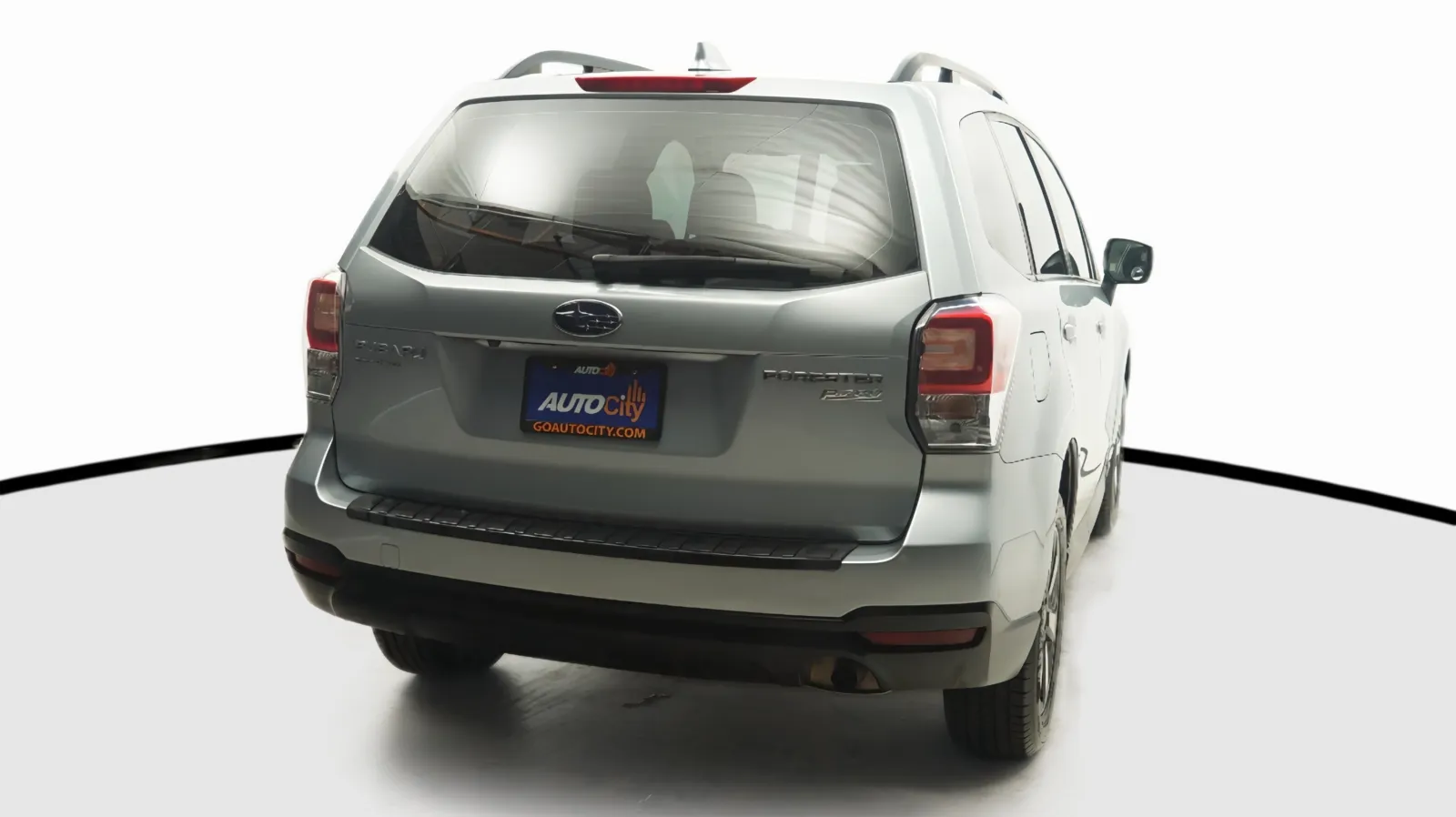 Subaru Forester photo 8