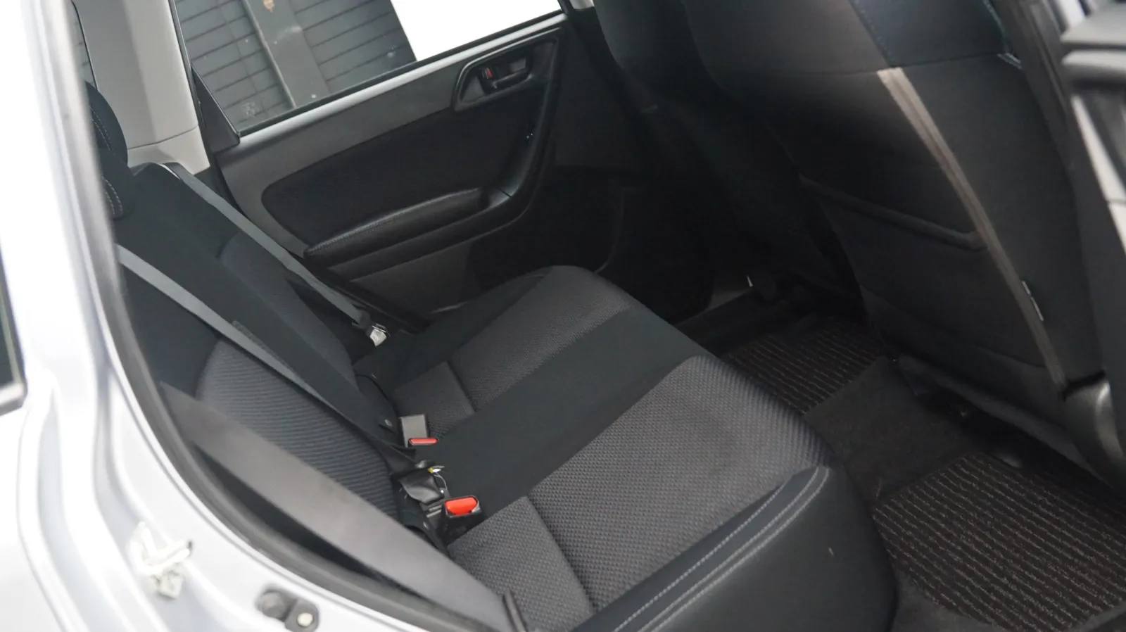 Subaru Forester photo 11