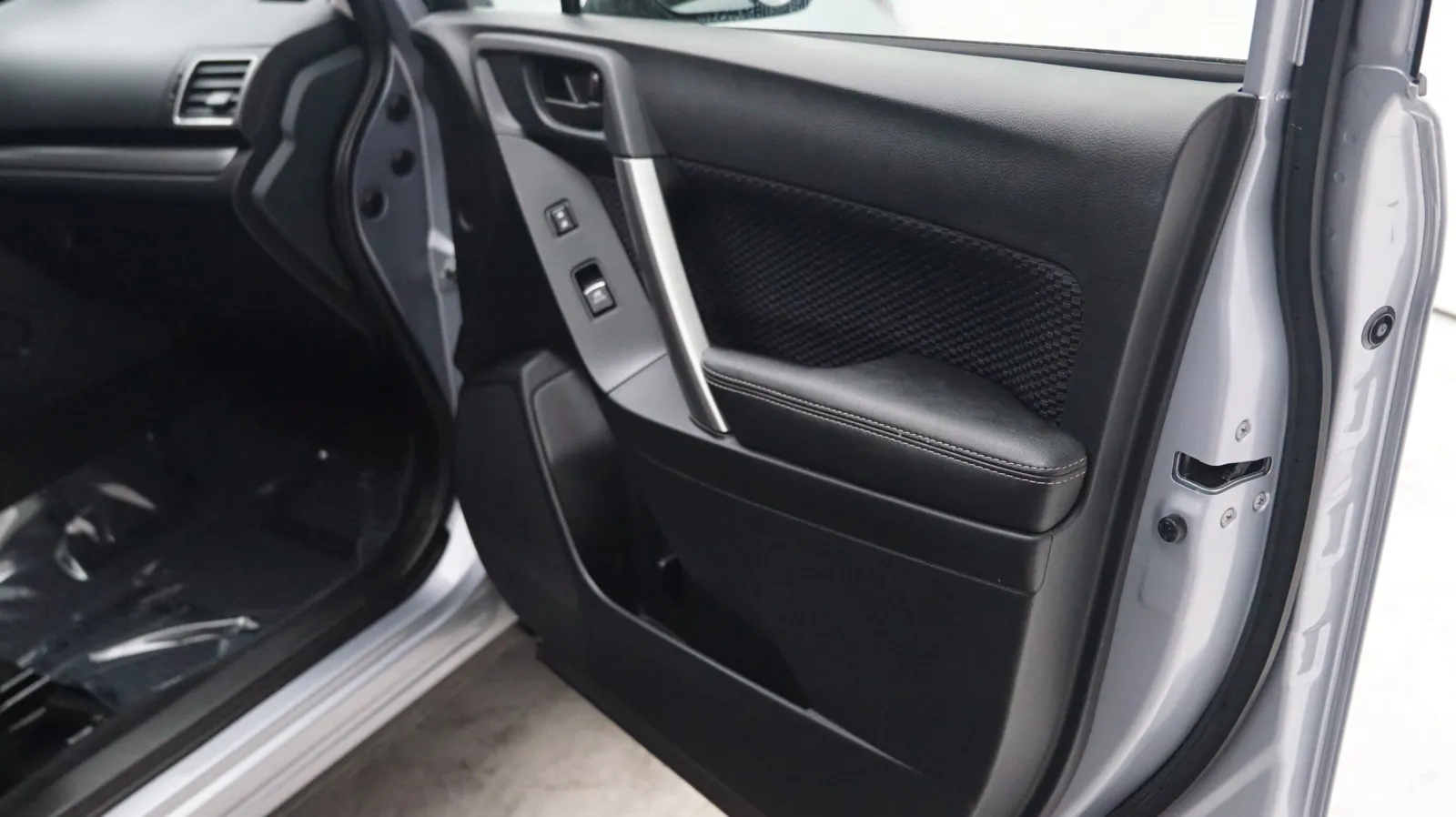 Subaru Forester photo 14