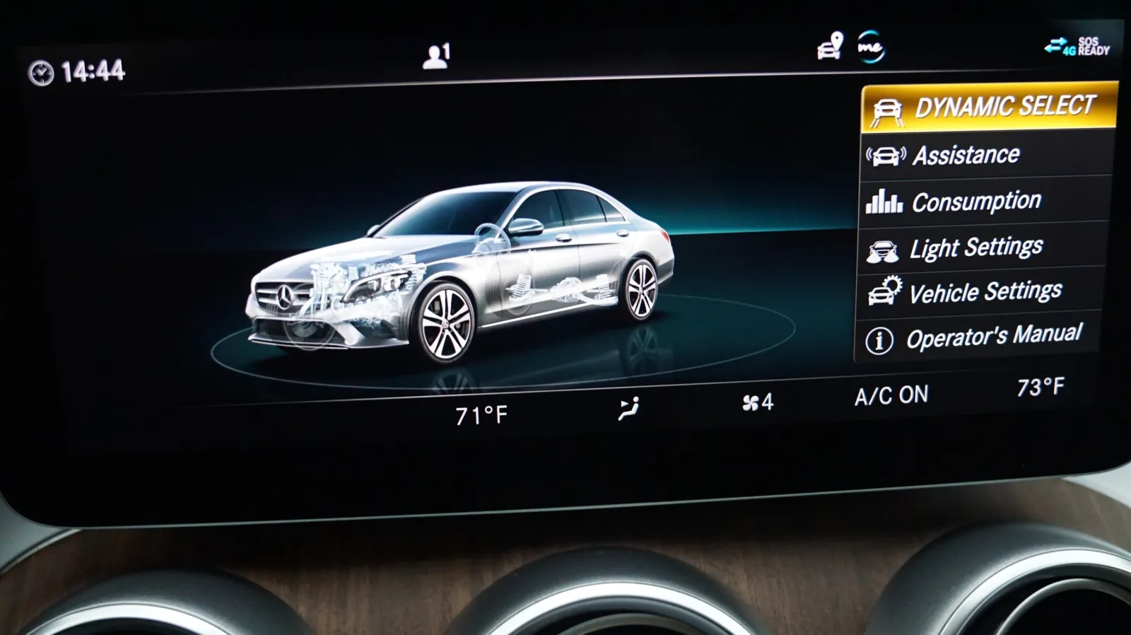Mercedes-Benz C-Class photo 21