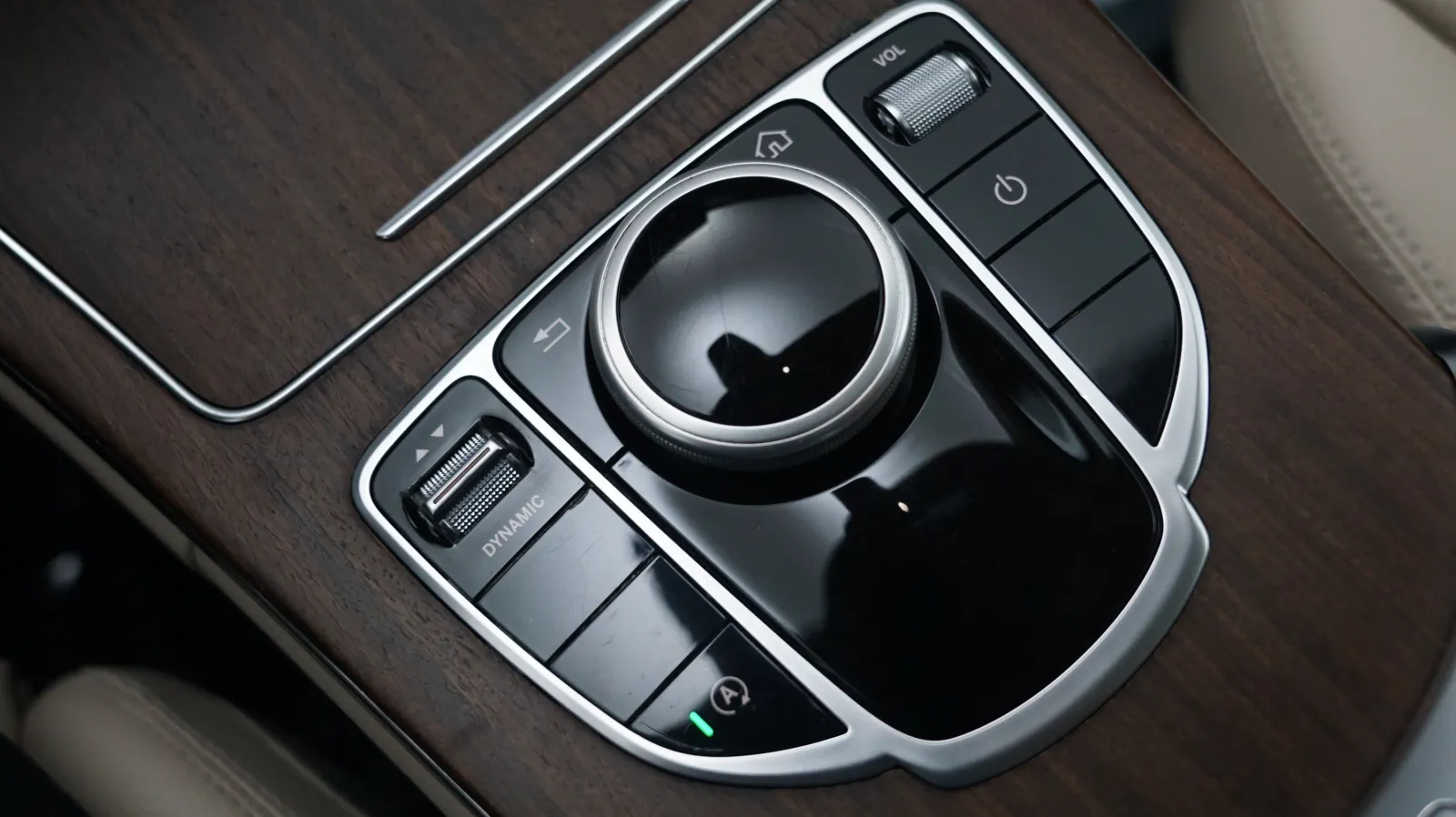 Mercedes-Benz C-Class photo 23