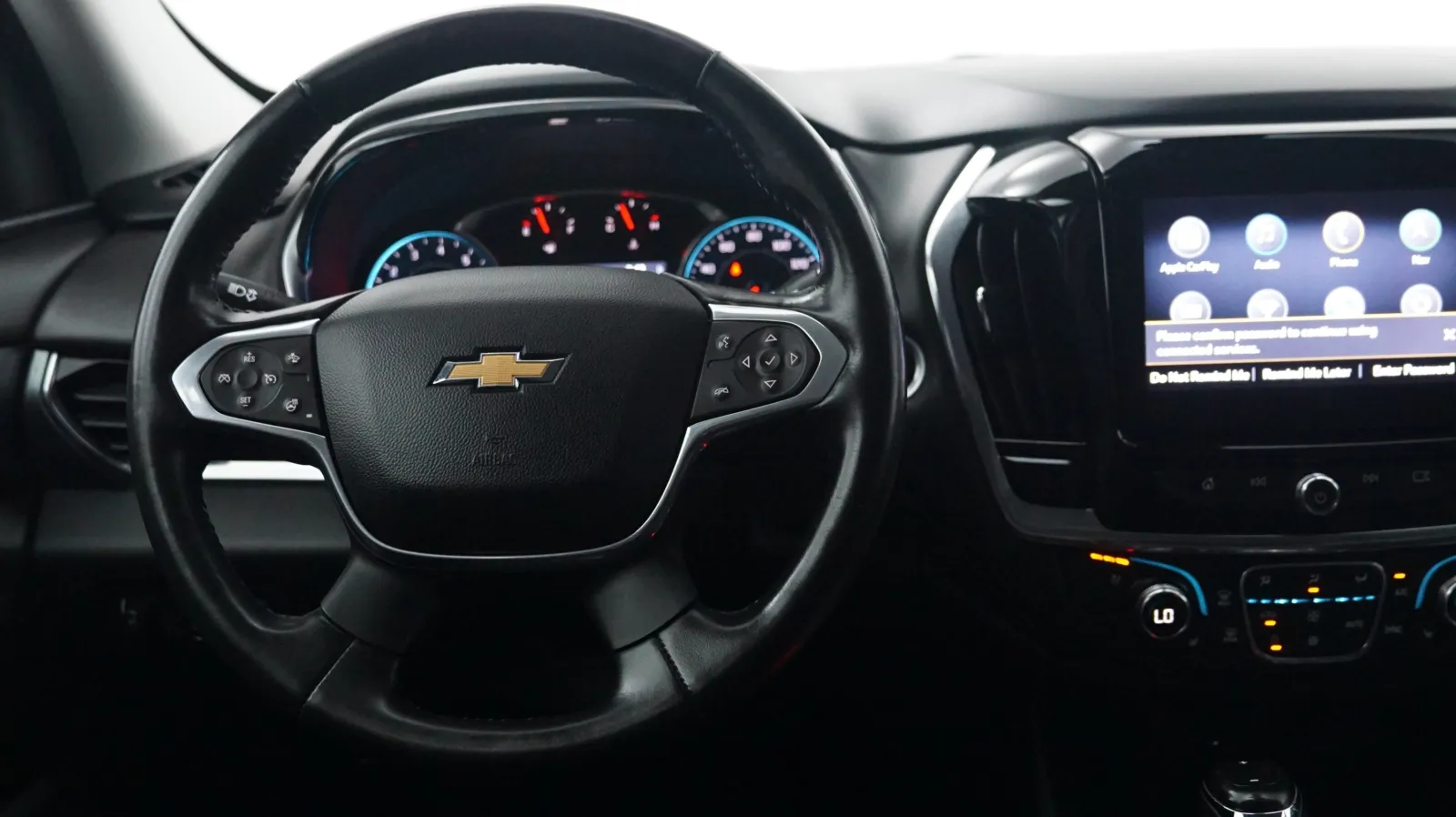 More photos of 2020 Chevrolet Traverse Premier at Auto City, CA
