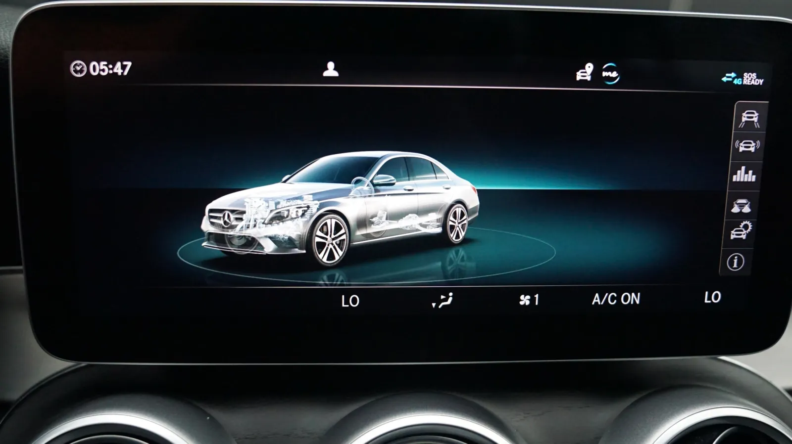Mercedes-Benz C-Class photo 21