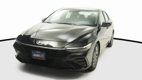 Black 2024 Hyundai Elantra SEL for sale in El Cajon, CA