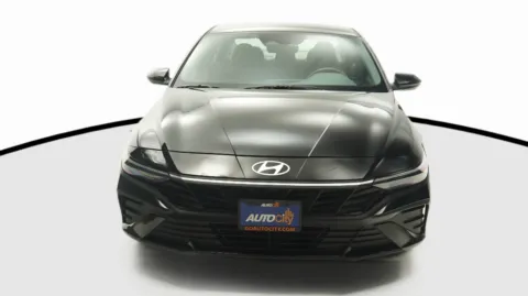 Another view of 2024 Hyundai Elantra SEL for sale in El Cajon, CA at Auto City