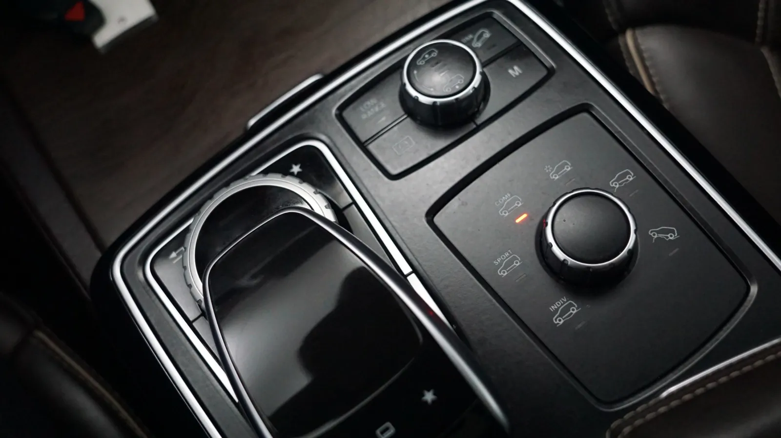 Mercedes-Benz GLS photo 24