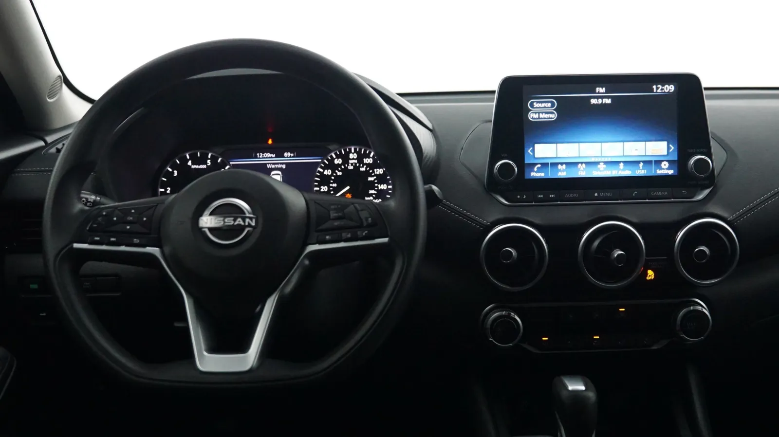 More photos of 2024 Nissan Sentra SV at Auto City, CA