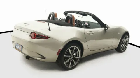 More photos of 2023 Mazda MX-5 Miata Grand Touring at Auto City, CA