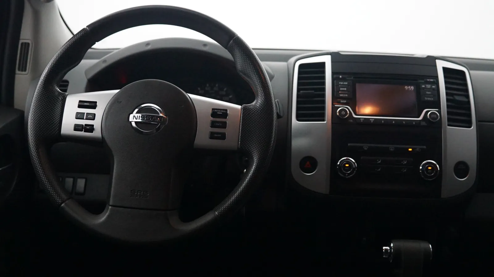 More photos of 2015 Nissan Xterra S at Auto City, CA
