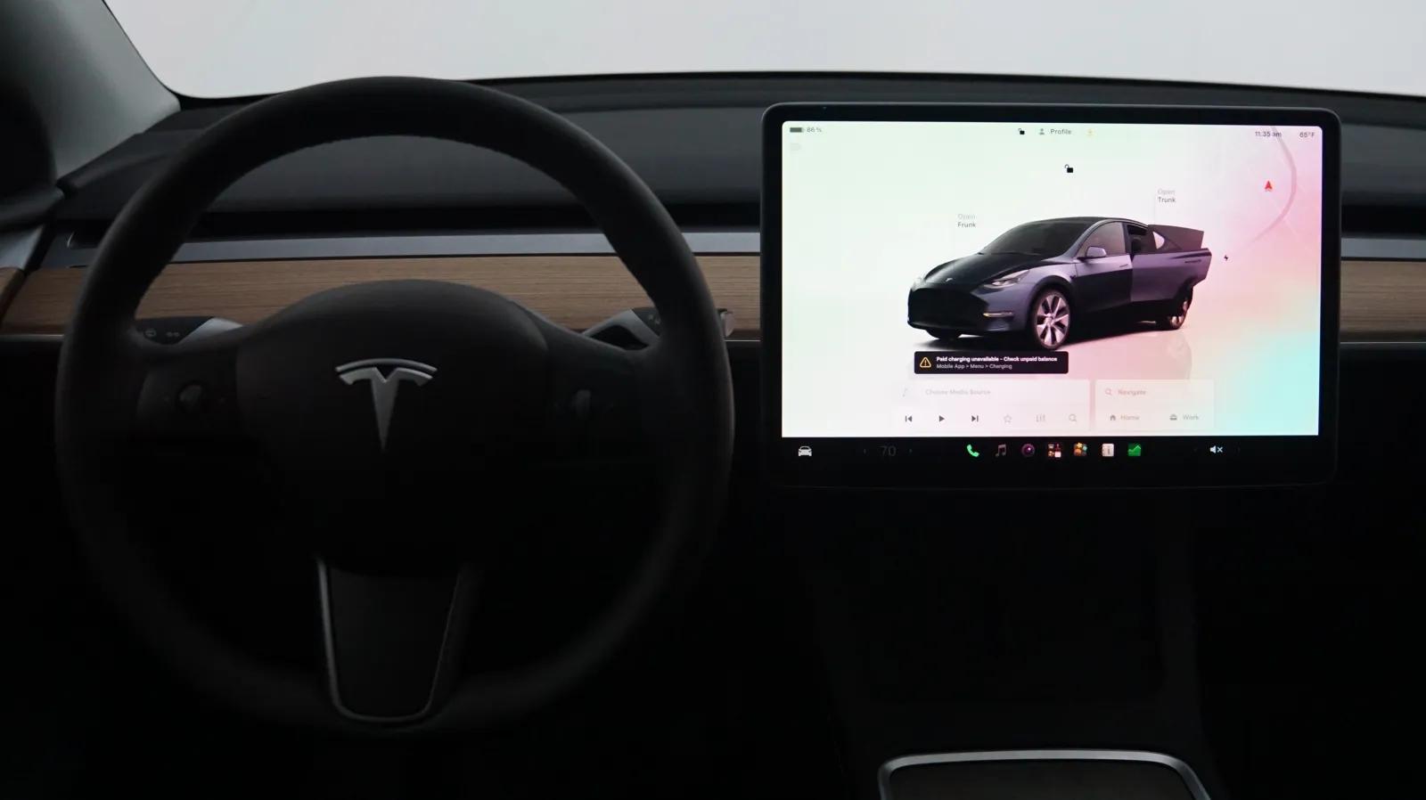More photos of 2024 Tesla Model Y Long Range at Auto City, CA