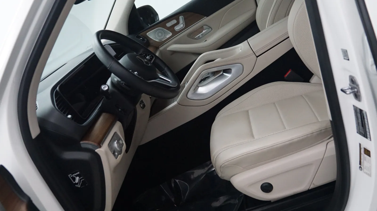 Mercedes-Benz GLE photo 7