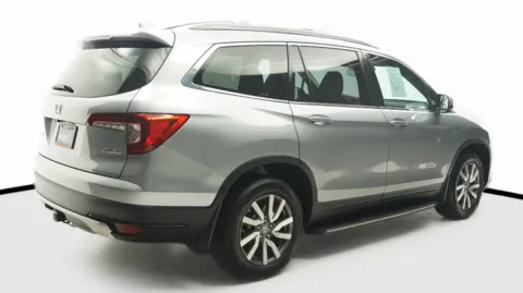 More photos of 2019 Honda Pilot EX-L at Auto City, CA