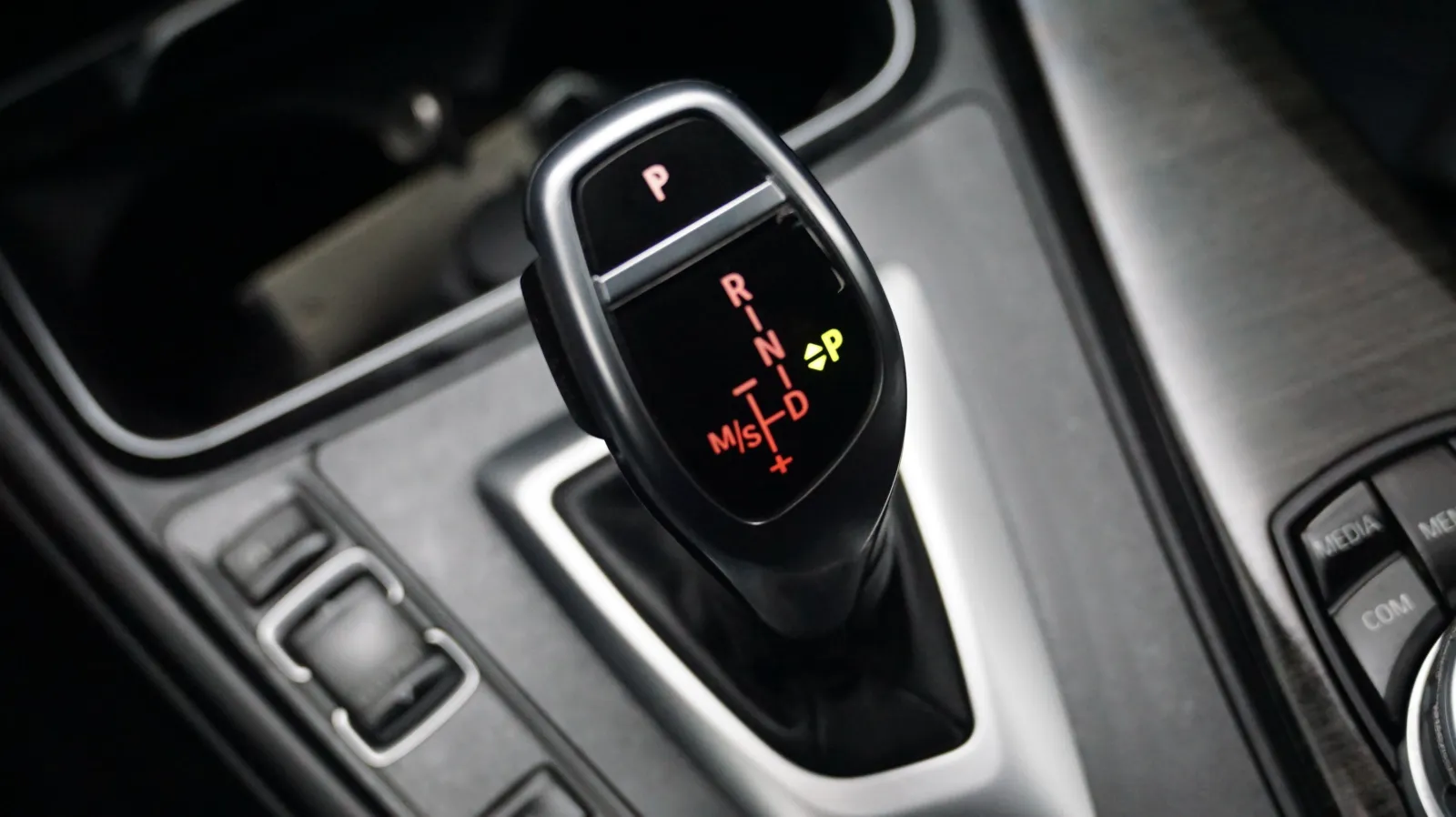 BMW 4 Series photo 23