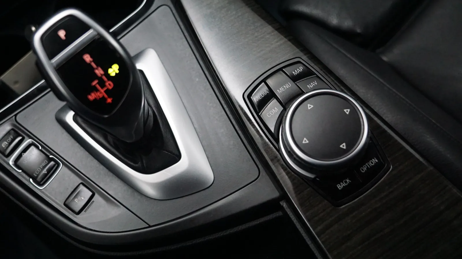 BMW 4 Series photo 24